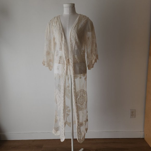Rebellion mesh lace cream boho robe - Picture 1 of 10